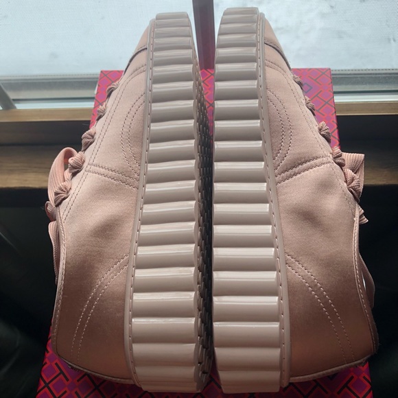 ❌SOLD❌NIB TORY BURCH Cotton/Silk Platform Scallop Shoes - Picture 7 of 13